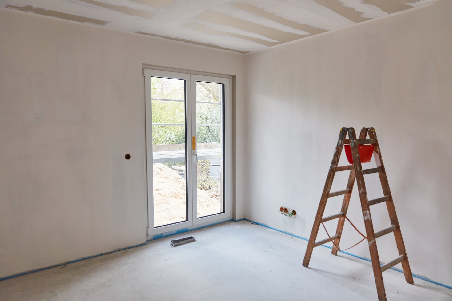 Commercial And Domestic Redecoration